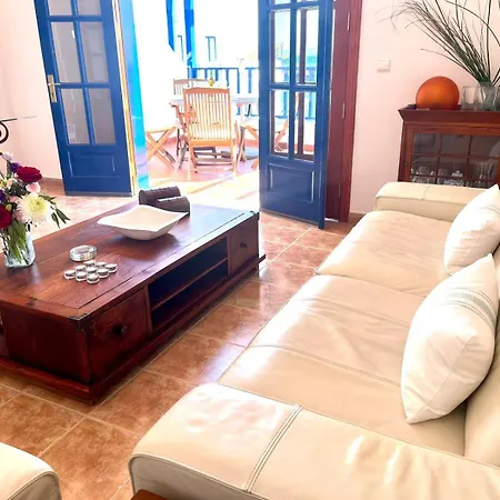 Casa de Férias Casa Del Charco 2,0 *