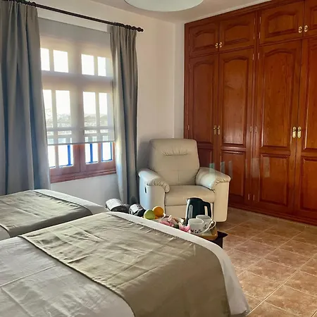 בית נופש Casa Del Charco 2,0 *